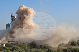 Девня - комин взривяване