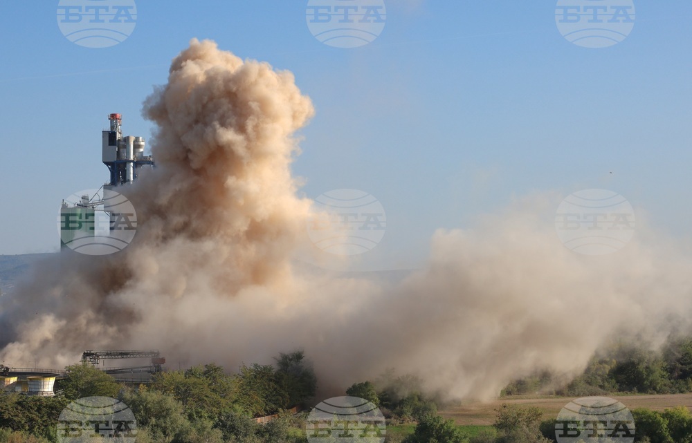 Девня - комин взривяване