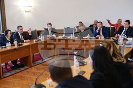 Народно събрание - Комисия по конституционни и правни въпроси