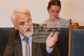 Народно събрание - Комисия по конституционни и правни въпроси