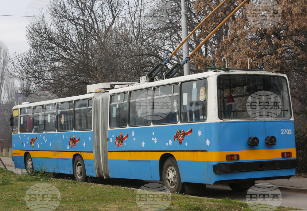 Коледен тролейбус