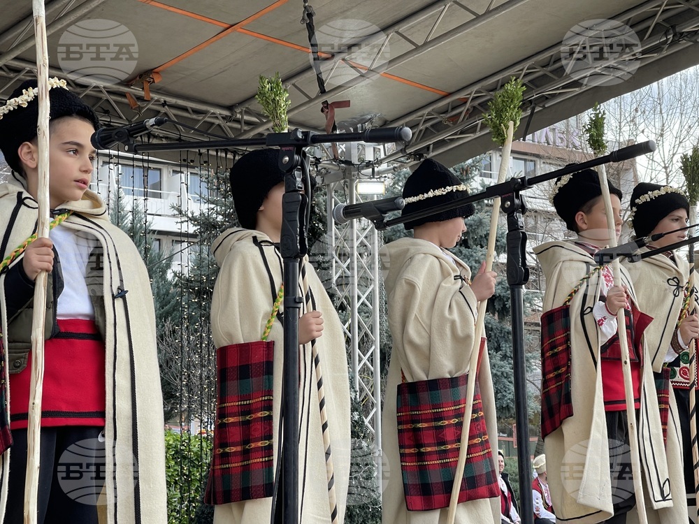 Казанлък - фестивал на коледарските състави