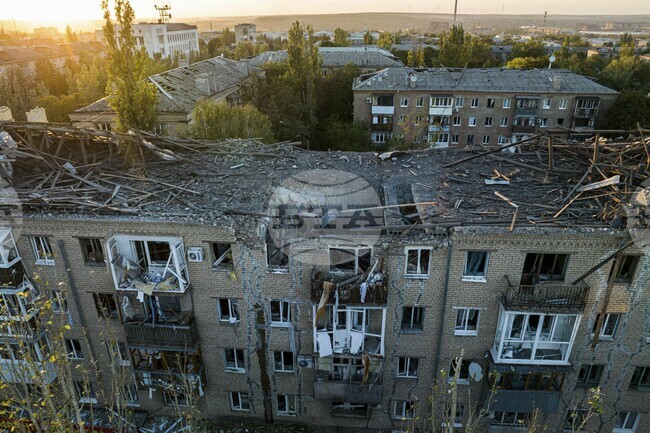 Руските сили обстрелваха украинския град Краматорск три пъти от сутринта, ранени са най-малко трима души, съобщиха градските власти