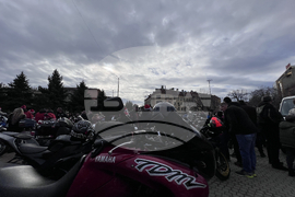 Казанлък - Бъдни вечер - „Мото Коледа – да дарим усмивки“