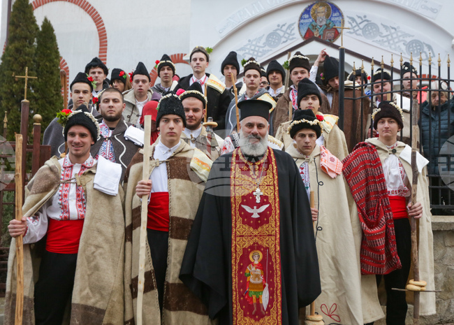 Село Лозен - коледари