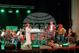 Разград - концерт - с песните на ABBA