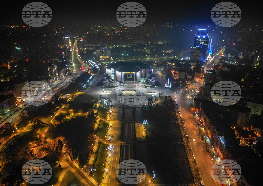 От 1 януари ще има възможност за допълнителна карта за нощния транспорт в София за три евро на месец и 30 евро на година 