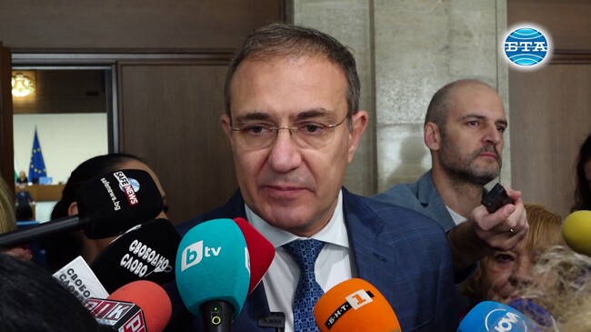Най-вероятно е да има „сборен кабинет“ от експерти, смята Борислав Гуцанов
