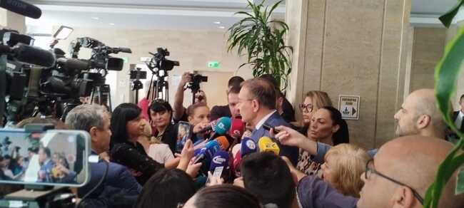 Гуцанов за решението на Брюксел за РСМ: Справедливо и логично