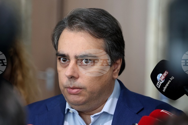 Народно събрание - Асен Василев - брифинг