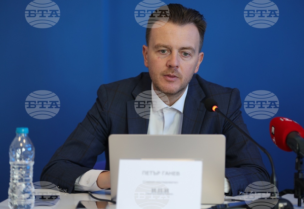 Национален пресклуб на БТА-Русе - Сдружение за модерна търговия - пресконференция