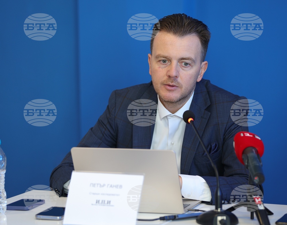 Национален пресклуб на БТА-Русе - Сдружение за модерна търговия - пресконференция
