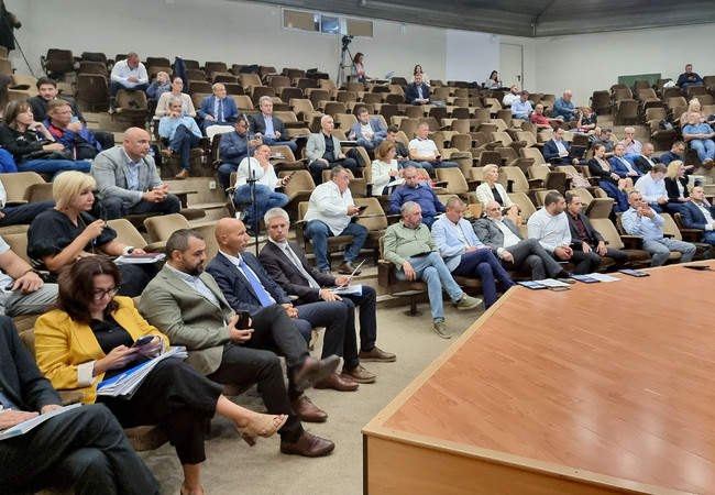 След изборите отново ще бъде поставена темата за създаването на малки ремонтни бригади в районите на Варна, каза кметът Благомир Коцев