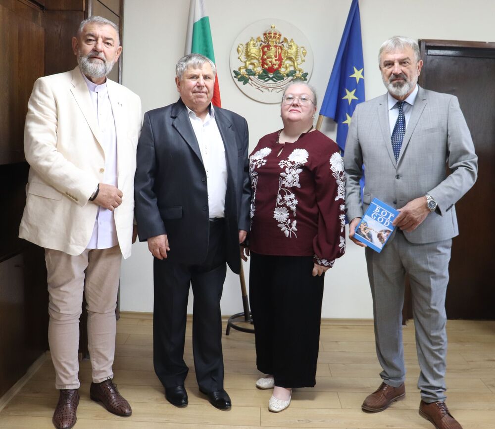 ОА Русе: Предизвикателствата пред изкуствения интелект и възможностите за сътрудничество между България и Украйна на фокус в рамките на среща при Драгомир Драганов