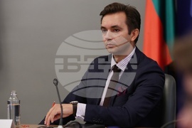 Министерски съвет - анализ на тема „Как данъчните ставки влияят на облагаемия доход в България?“