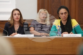 Министерски съвет - анализ на тема „Как данъчните ставки влияят на облагаемия доход в България?“