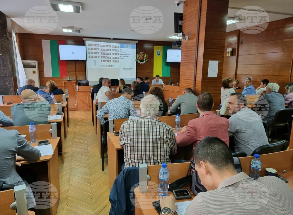 Нова наредба за реда за поставяне на преместваеми обекти прие Общинският съвет в Ямбол