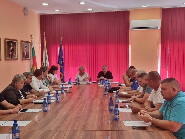 Общинският съвет в Пордим прие годишна програма за закрила на детето