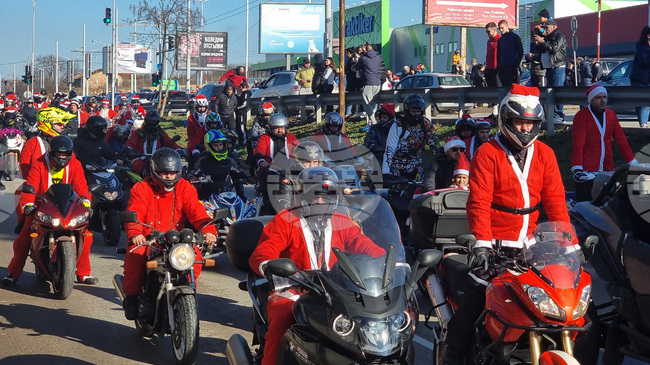 В Плевен започна благотворителната кампания "Мото Коледа"