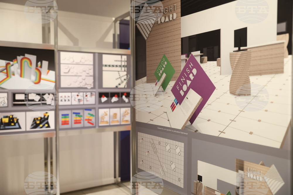 НХА - галерия "Академия" - специалност "Рекламен дизайн" - "50 години по-късно" - изложба