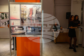 НХА - галерия "Академия" - специалност "Рекламен дизайн" - "50 години по-късно" - изложба