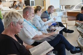 Ахелой - списание ЛИК на английски език - представяне