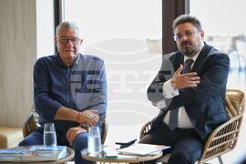 Ахелой - списание ЛИК на английски език - представяне