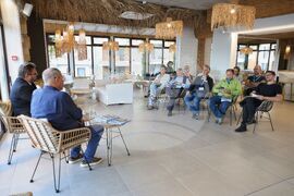 Ахелой - списание ЛИК на английски език - представяне