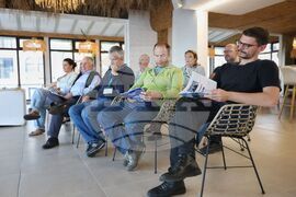 Ахелой - списание ЛИК на английски език - представяне