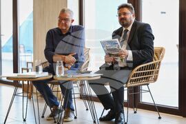 Ахелой - списание ЛИК на английски език - представяне