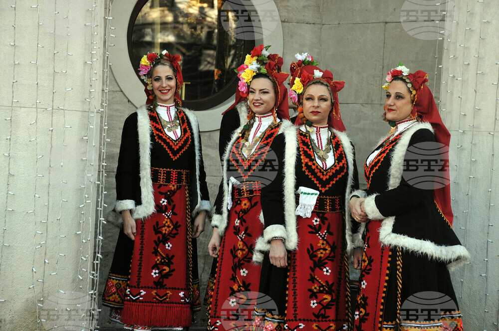 Бургас - коледен концерт на ансамбъл Странджа