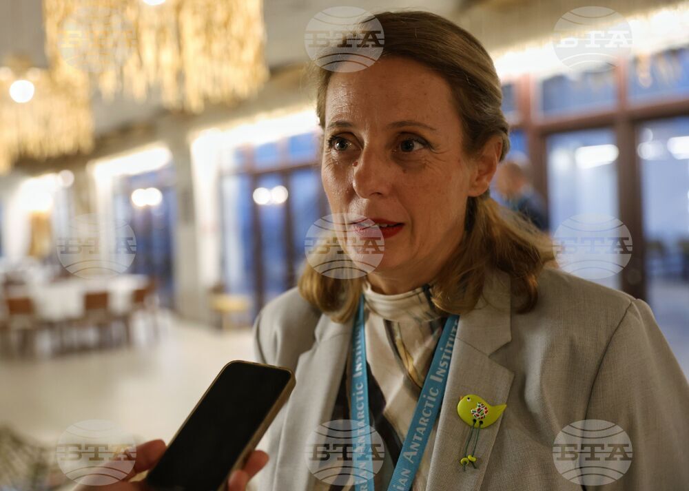 Ахелой - списание ЛИК на английски език - представяне