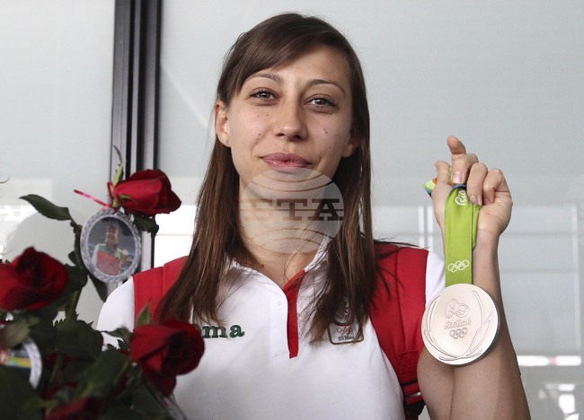 Мирела Демирева - състезателка по лека атлетика (скок на височина)