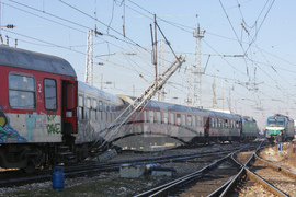 Централна железопътна гара - дерайлирал влак