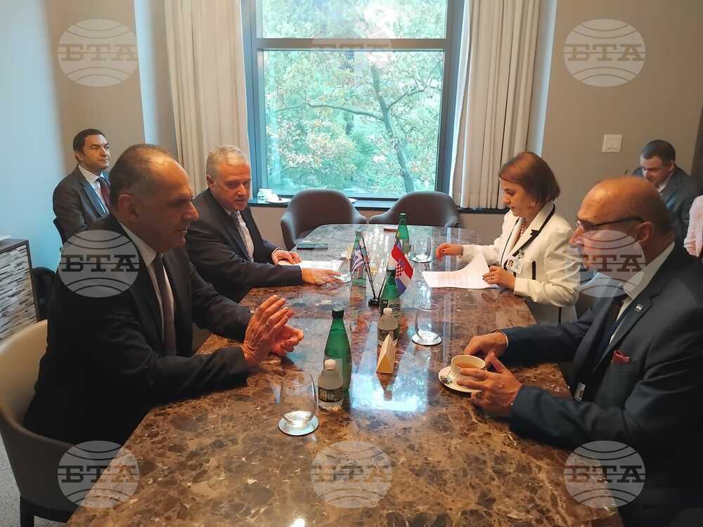 Bulgarian Foreign Minister Meets with Romanian, Greek, Croatian Counterparts in New York