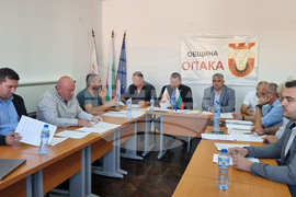 Опака - Общински съвет - заседание