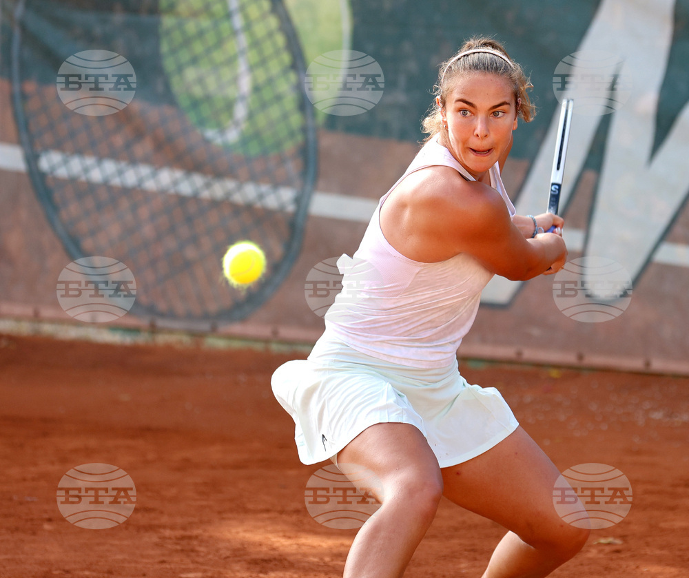 Йоана Константинова се класира за четвъртфиналите на сингъл на международния турнир по тенис за жени във Варна