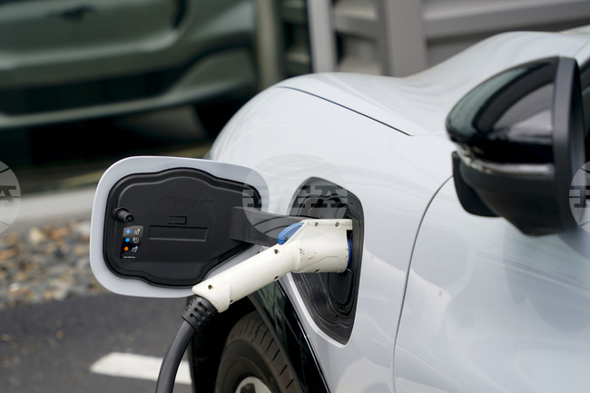 Глобалните продажби на електромобили нарастват с 23 на сто през октомври, отчита пазарно проучване