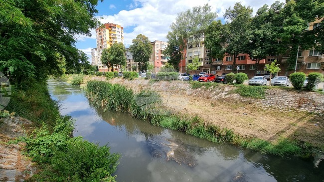 Община Перник обяви обществена поръчка за реконструкцията на улица "Струма"