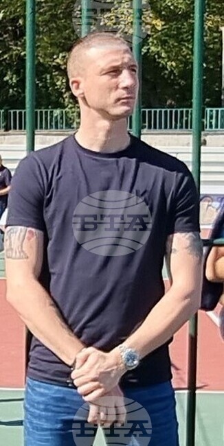 Антон Недялков смята, че всички български национали трябва да полагат в клубовете си много повече усилия