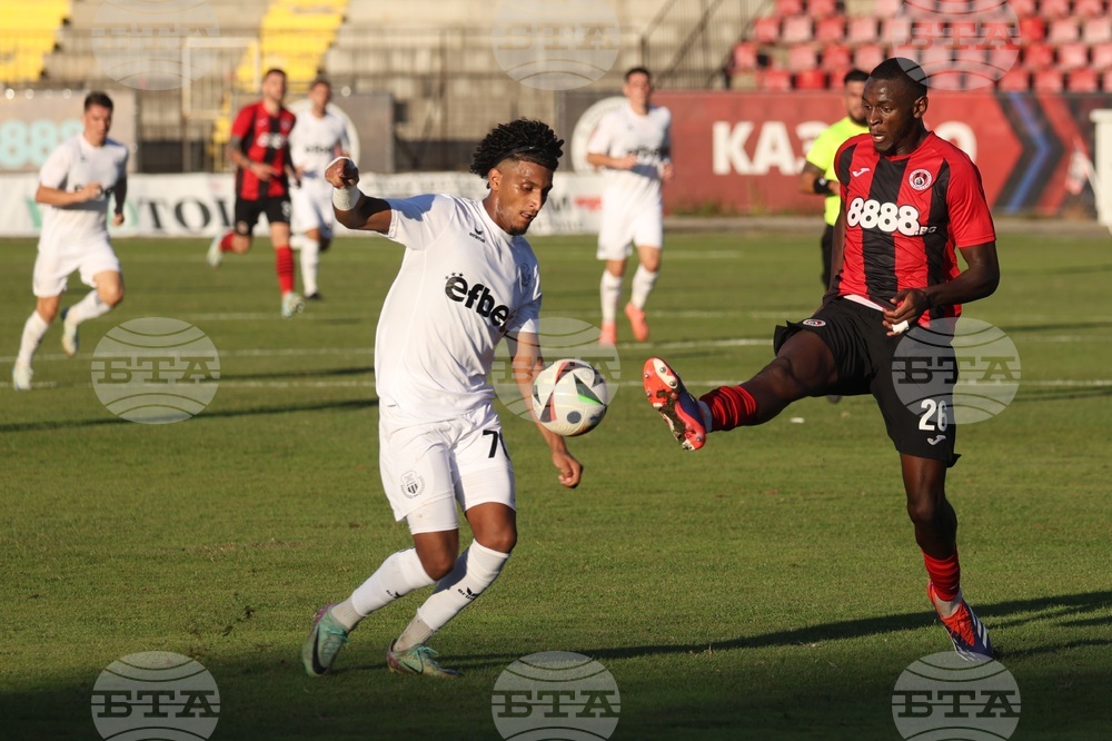 Футбол - Локомотив (София) - Хебър (Пазарджик)