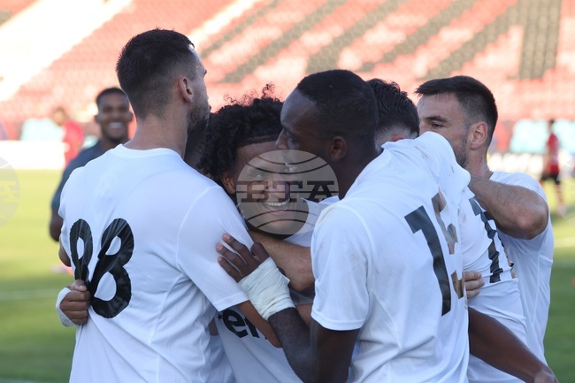 Хебър вкара три гола на ЦСКА 1948 и постигна третата си победа на финала на редовния сезон в Първа лига