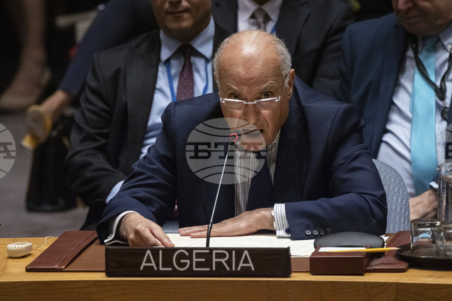 Алжир е ключов партньор за ЕС в енергетиката и сигурността, каза хърватският външен министър Гърлич Радман след среща с алжирския си колега