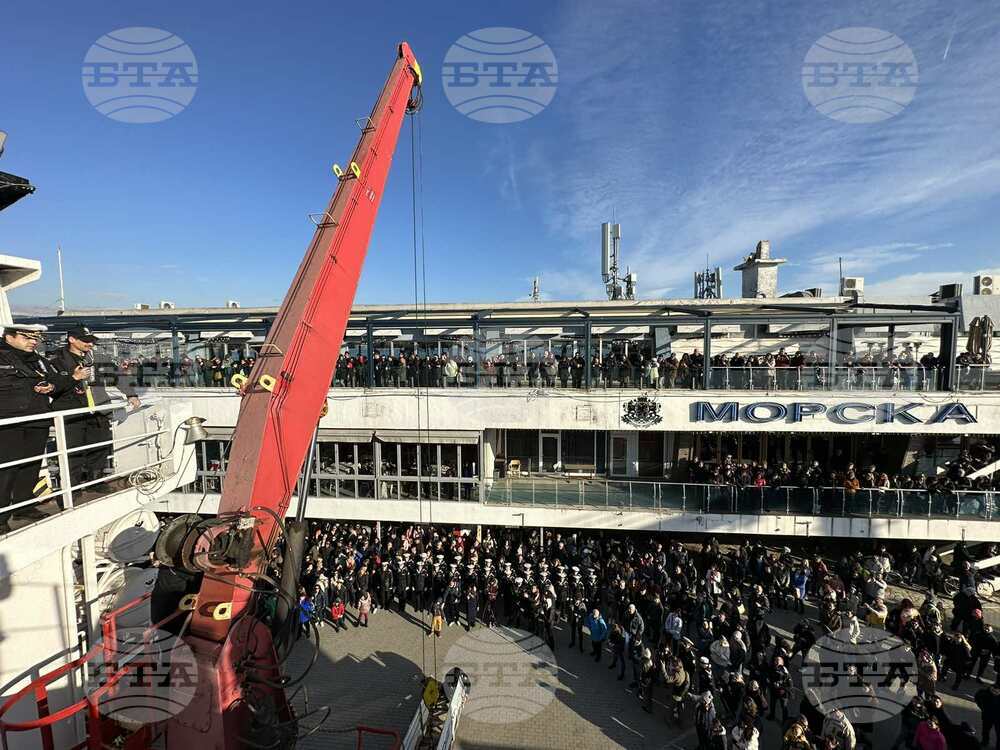 Varna, on the Black Sea - Research/Survey Vessel Sv. Sv. Kiril I Metodii - Departure - Antarctica