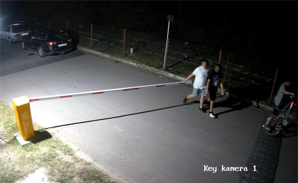 Община Русе: Подвижна бариера на кея в Русе стана обект на вандализъм от непълнолетни