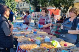 Село Макариополско - празник на баницата
