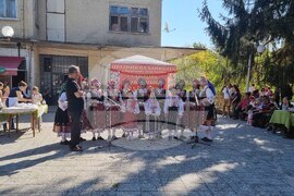 Село Макариополско - празник на баницата