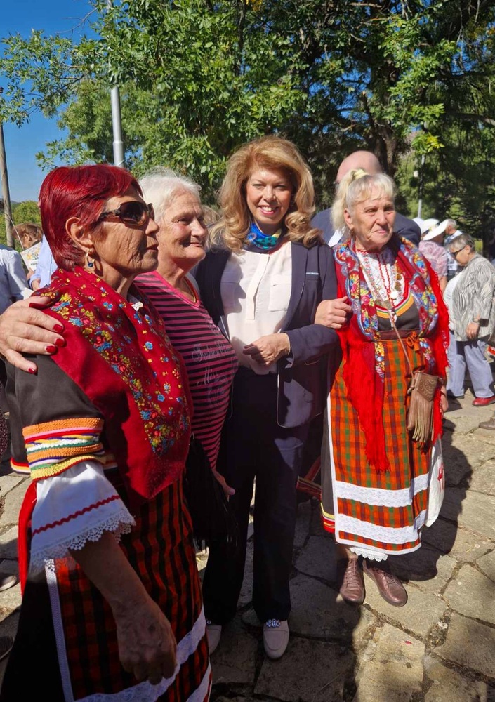 Вицепрезидентът: Българите няма да допуснем да се късат страници от българската история