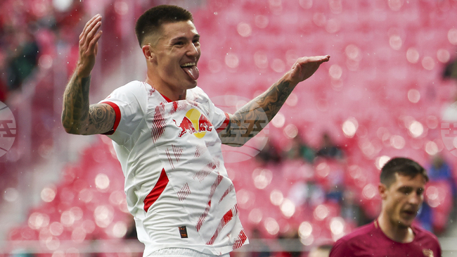 Бенямин Шешко е избрал Манчестър Юнайтед, въпреки по-добрата оферта от Нюкасъл