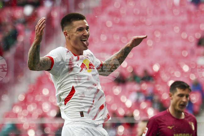 Бенямин Шешко е избрал Манчестър Юнайтед, въпреки по-добрата оферта от Нюкасъл